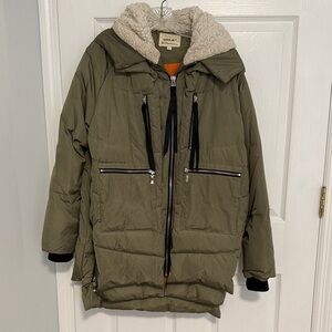 Olive Green Puffer Jacket with Sherpa Lining